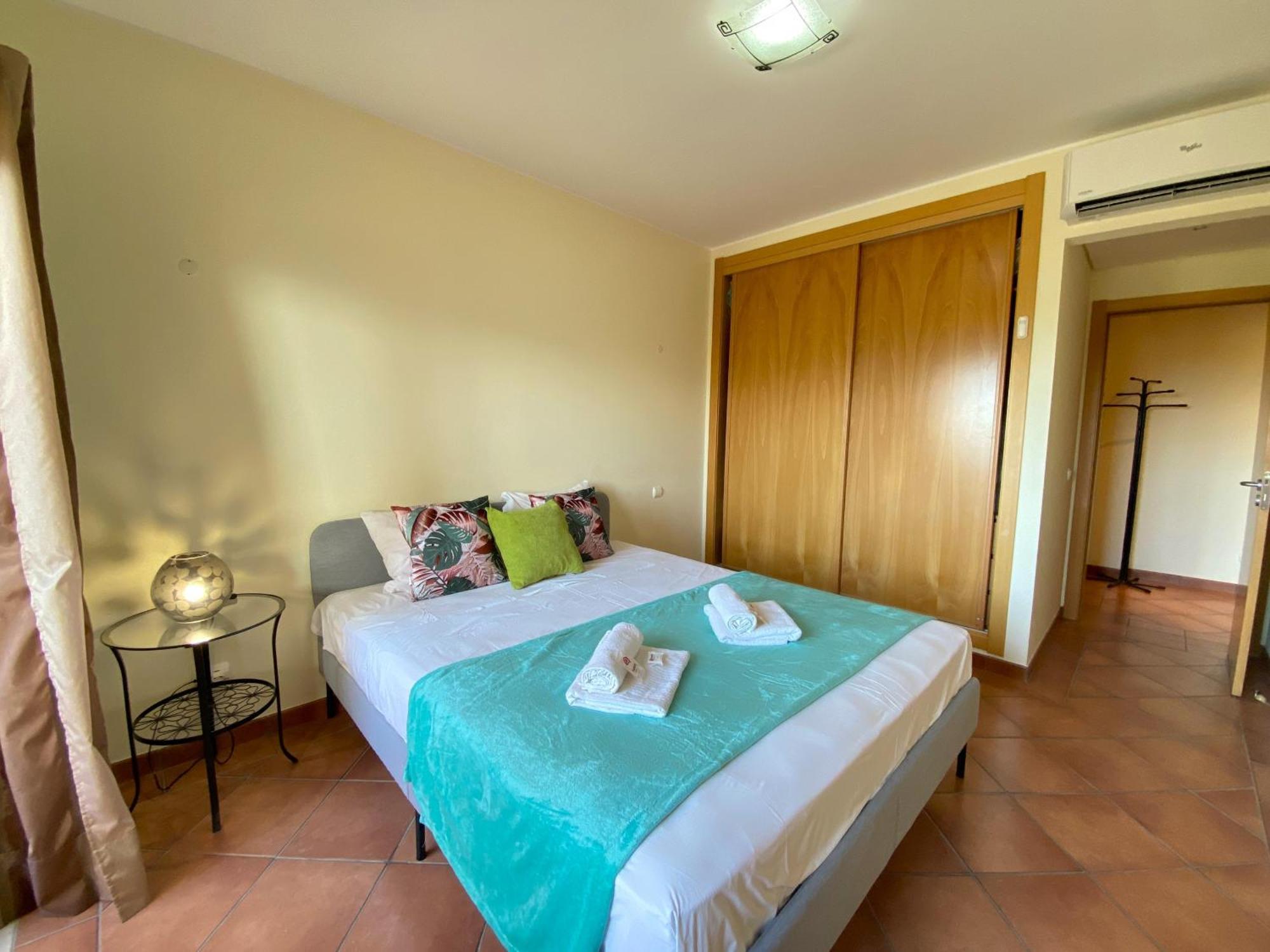 Albufeira Sunny Style With Pool By Homing Apartment Екстериор снимка